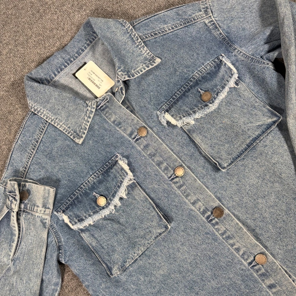 Coco + Carmen Women Blue Denim Frayed Hem Button Down Jacket SM New #4877